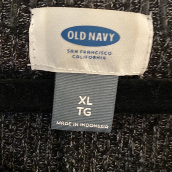 Old Navy Basic, Black-Gray, Long Sleeve Top - Picture 3 of 3